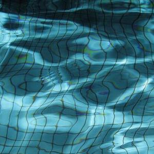 做爰添奶头还流出了奶水
